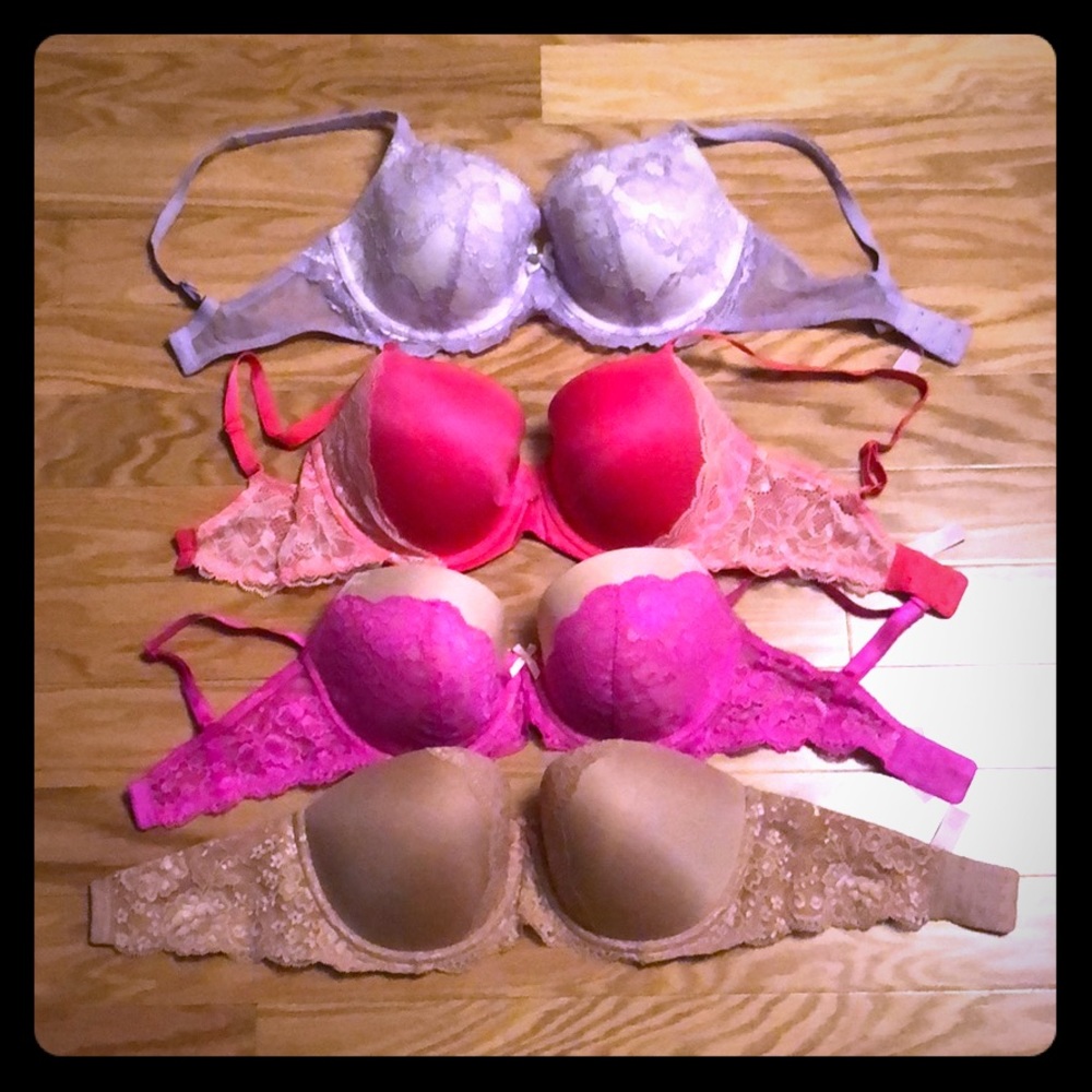 Victoria Secret 32DDD bras